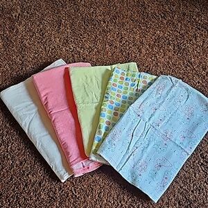 Baby swaddles